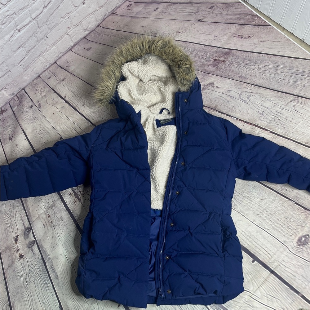 Girls Eddie Bauer down filled, fleece lined jacket